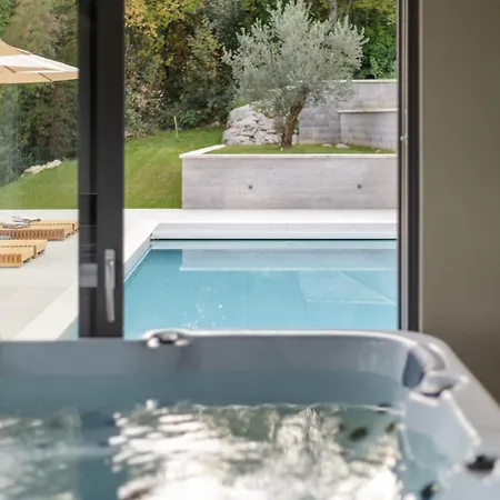 Casa Calme Luxury Surounded With Nature Including Evcharging Station Villa Abbázia