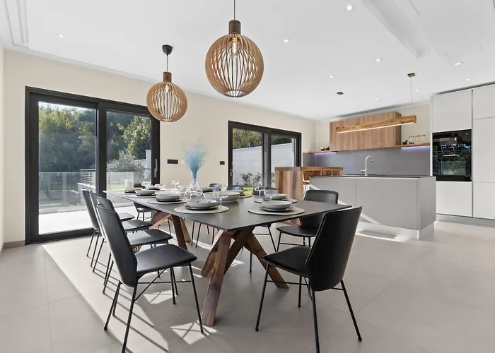 Casa Calme Luxury Surounded With Nature Including Evcharging Station Opatija