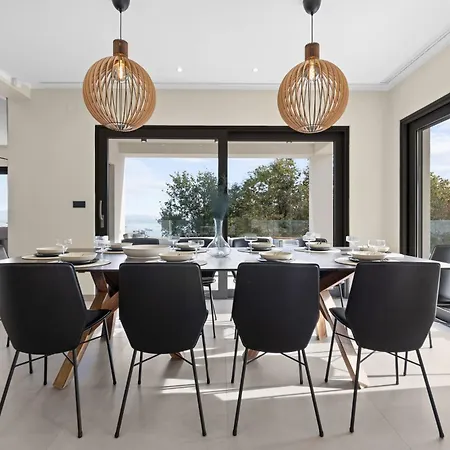 Casa Calme Luxury Surounded With Nature Including Evcharging Station Villa *